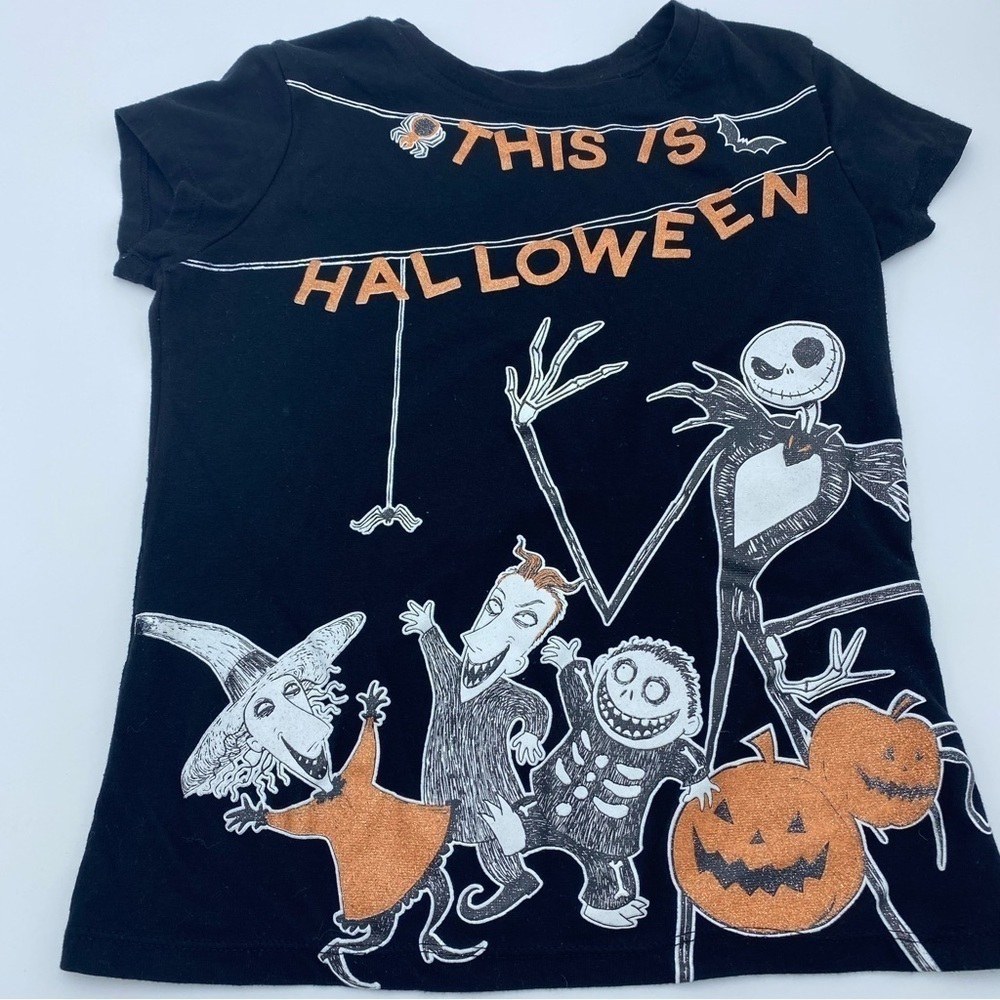 Nightmare Before Christmas Kids Halloween T-Shirt- medium‎